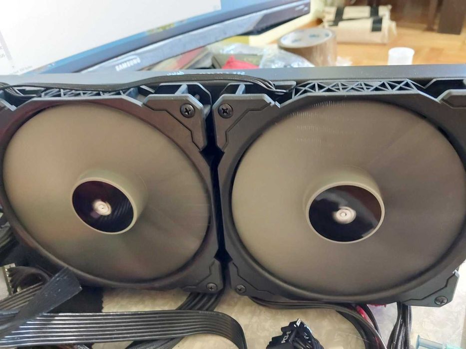 Corsair H115i Pro RGB - 280мм водно охлаждане за АМ4/АМ5