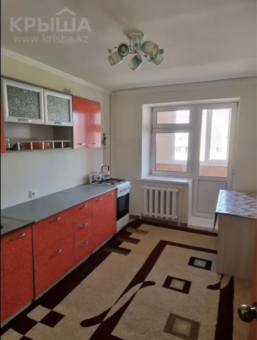 1 бөлмелі пәтер жалға беріледі.