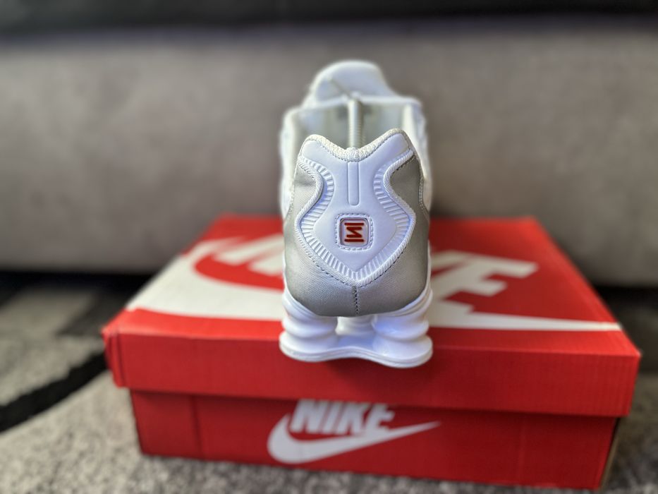 Nike shox White 42