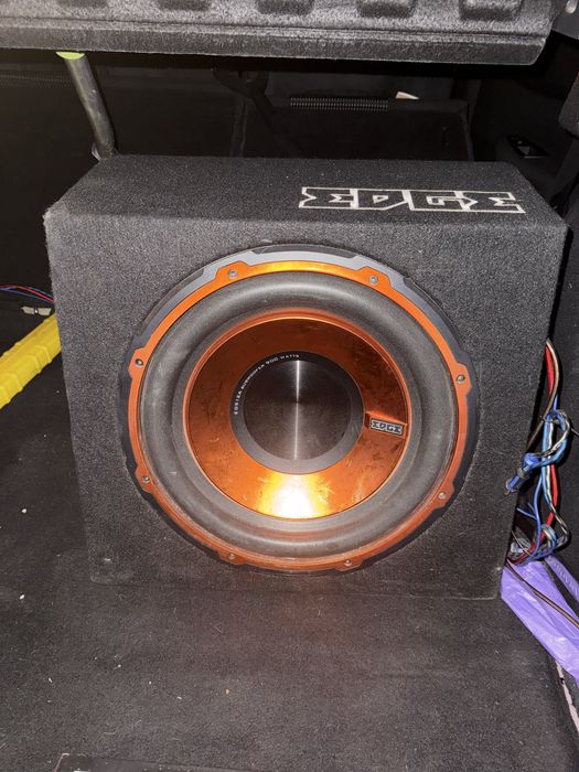 Продам сабвуфер EDGE EDB12A-E0