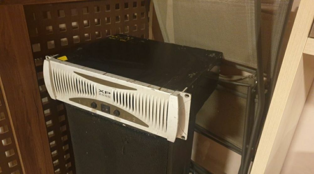 Vand amplificator phonic xp