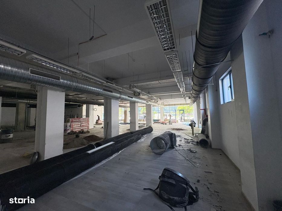 Spatiu comercial, 800mp, Podu Ros