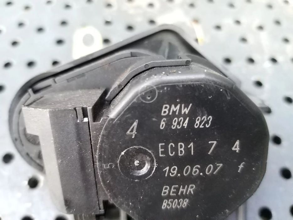 Motoras clapeta aeroterma bmw x3 e83 6934823