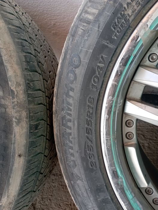 Diska balon razmeri 18 baloni bilan kamplekt sotiladi.mersdan yecilgan