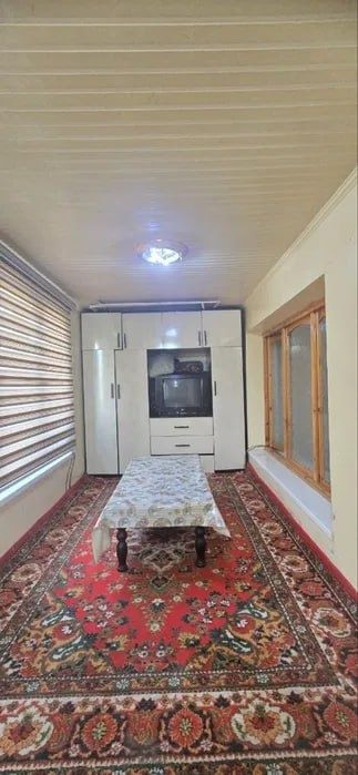 Чиланзар 23 квартал 2/4/5 Кирпичный дом, балкон 2*6