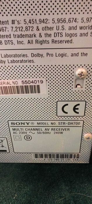 Amplificator Sony cap de serie