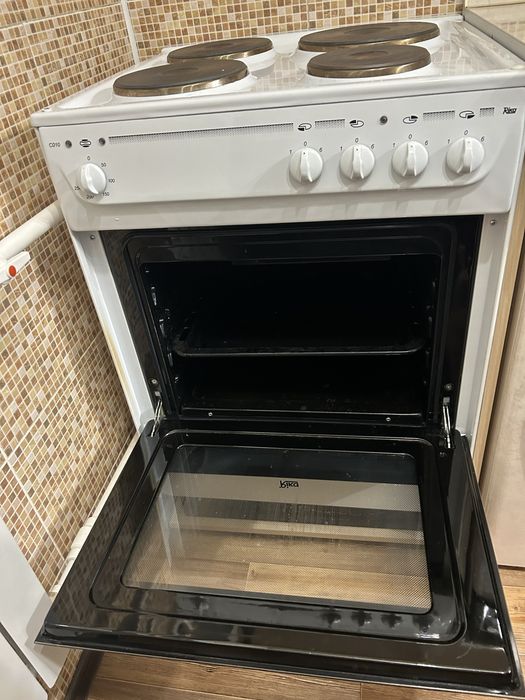 Продам электрическую плиту
