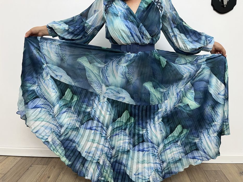 Красивое платье вечернее