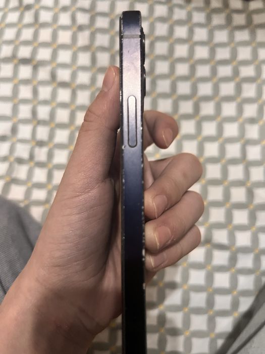 Iphone 12 с гарантий