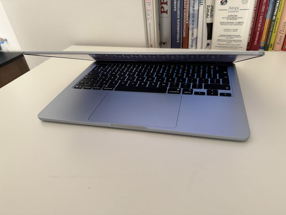 Лаптоп Apple - MacBook Air 13, 13.6'', M4 10C/8, 16GB/256GB, Sky Blue