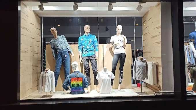 Vanzare - Predare magazin Outlet Complet Amenajat – Ștefan cel Mare, București