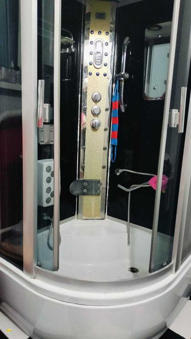 Продам душевую кабину