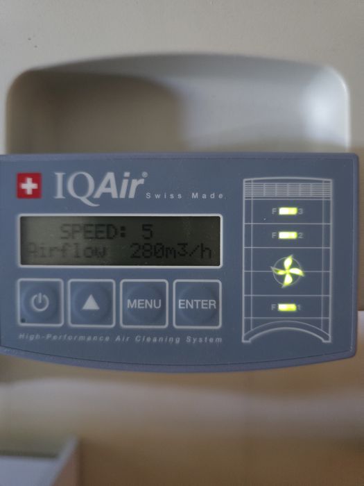 IQAir GC MultiGas – професионален швейцарски пречиствател за въздух+ 4 нови резервни филтъра