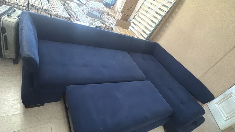 Срочно продам диван