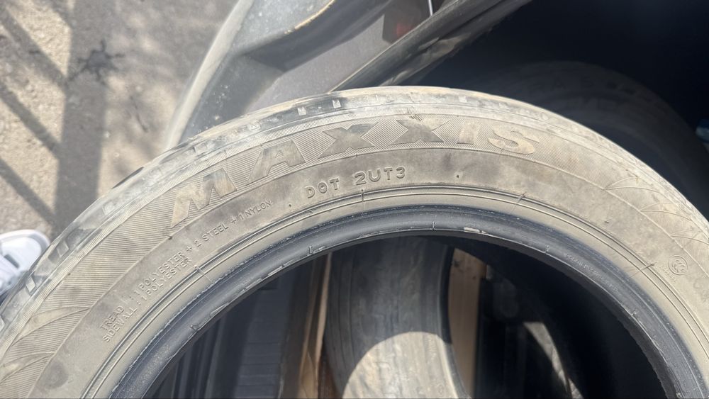 Продам летнюю резину MAXXIS