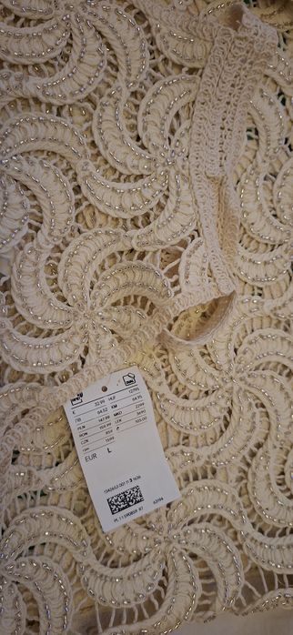 Set H&M cu aspect crosetat si cu margele