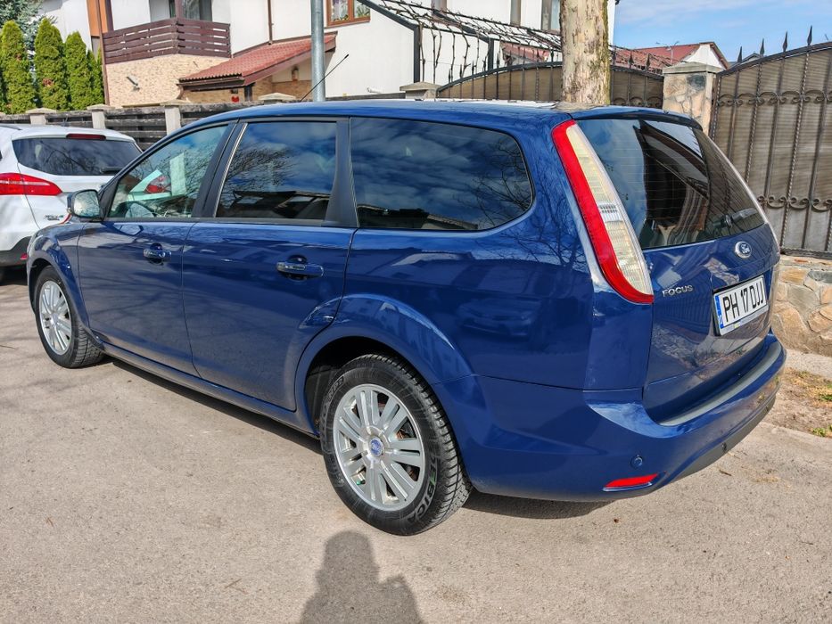 FORD Focus 2011 — imagine 4