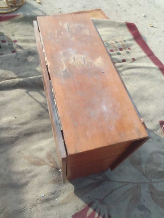 Стол  в хорошем состоянии продам