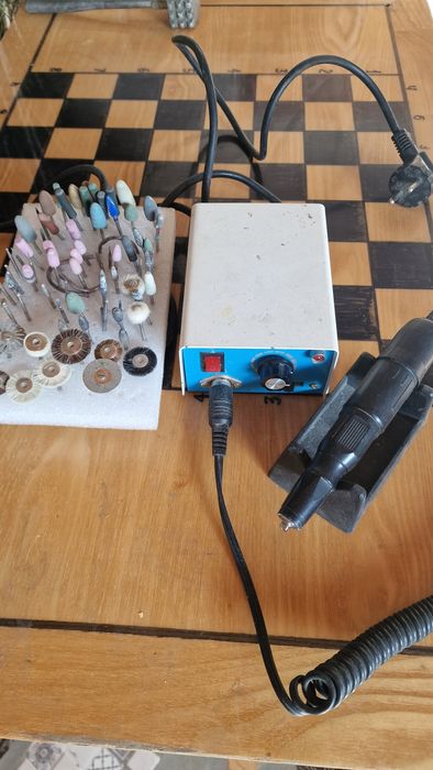 Маникюрный аппарат