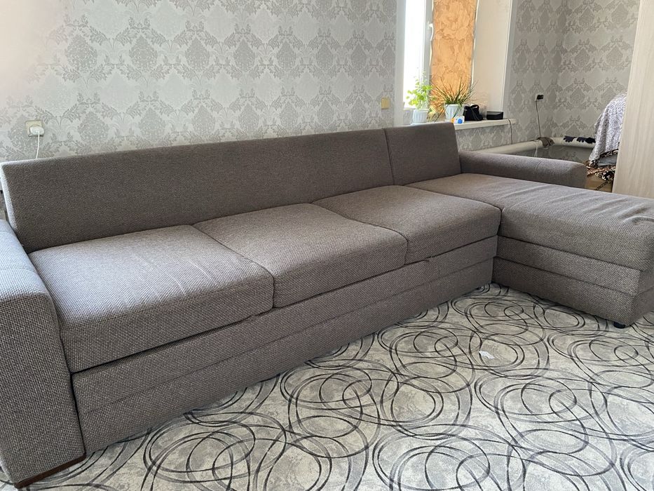 Продам диван большой