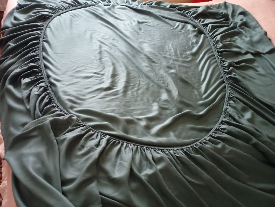 Cearceaf cu elastic verde elegant 2/2.20 m