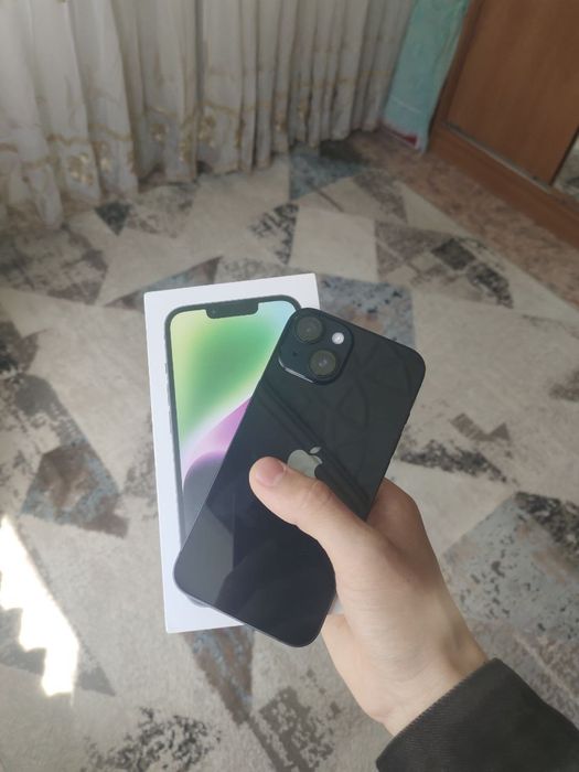 Продам iPhone 14 в хорошем состоянии