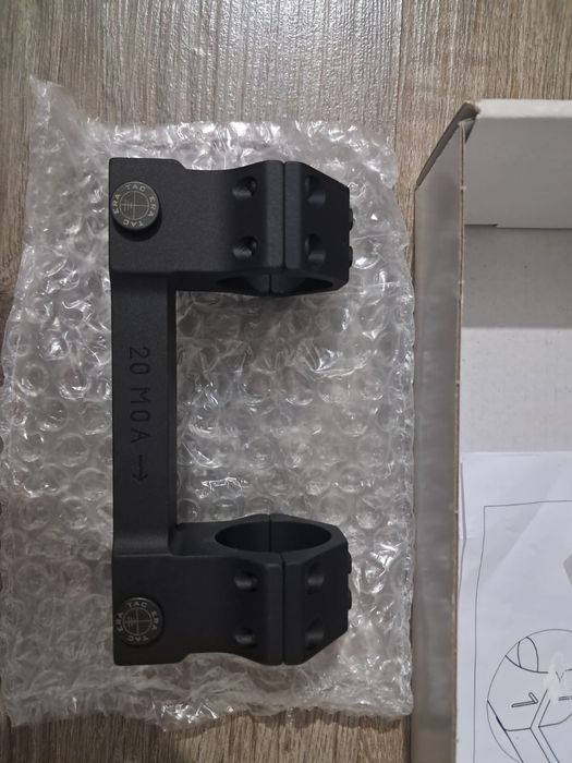 Крепление на бинокль.