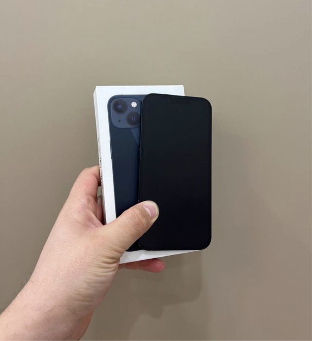 Продам Айфон 13 128gb 75%