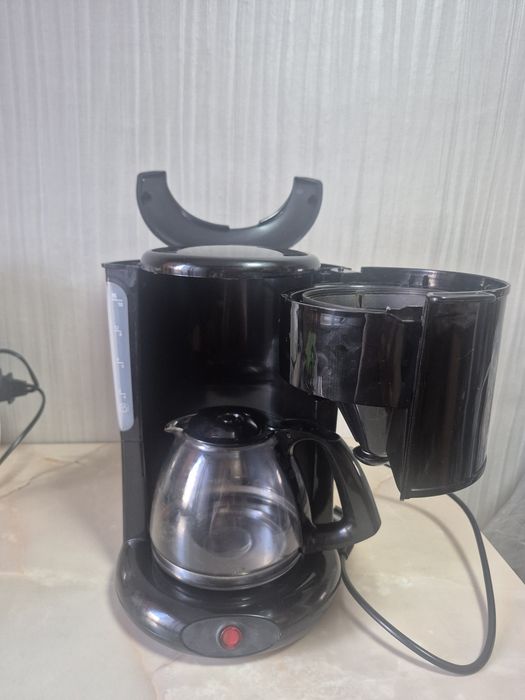 Продам кофеварку MOULINEX