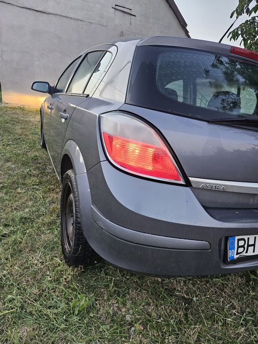 OPEL Astra 2005 — imagine 5