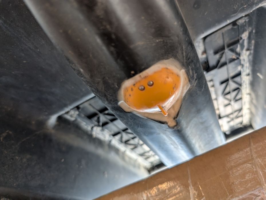 Лодка за захранка Lake Master M2