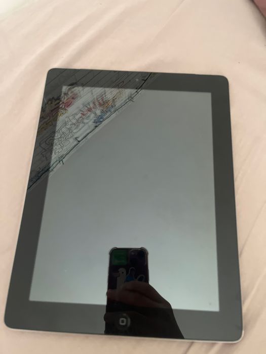 Айпад 2 в идеальном состоянии