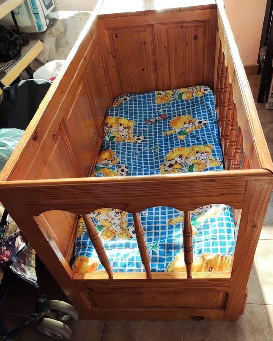 Кошара децка Дърво с Чекмедже и шкафче