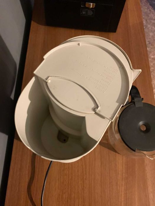 Кофеварка BRAUN ,