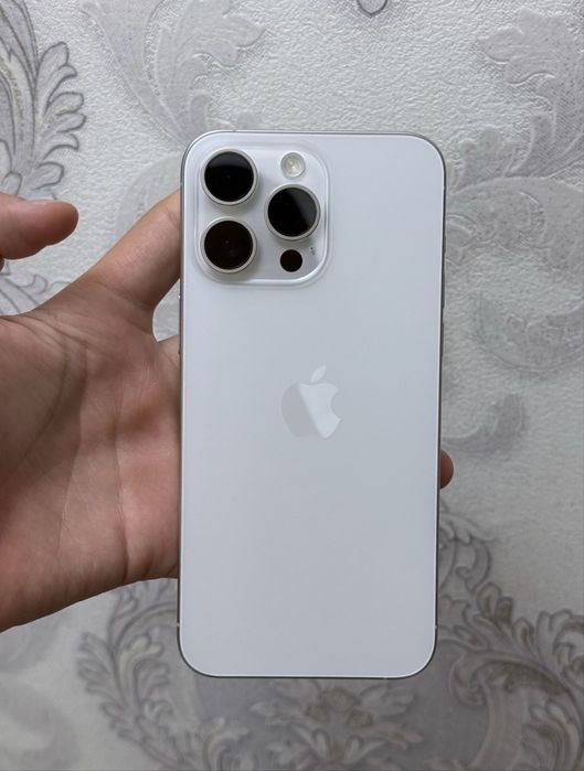 Iphone 15 pro max e sim