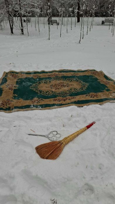 Продам ковер б/у