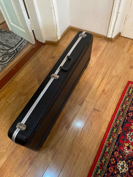 Продам электрогитару lbanez rg seryes