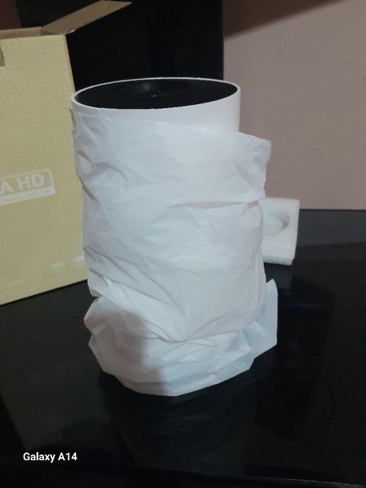 Smart projector sotiladi