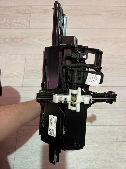 Навигацшя Ауди А6