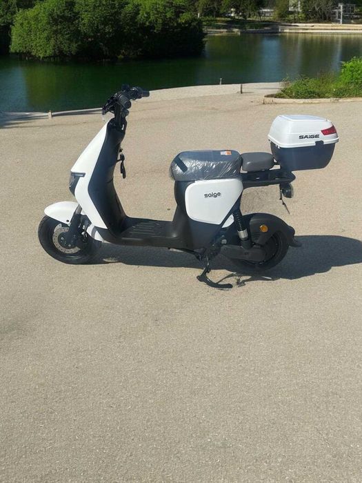 Електрически скутер Голден Тайгър