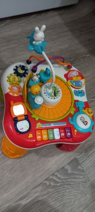 Развивающий столик