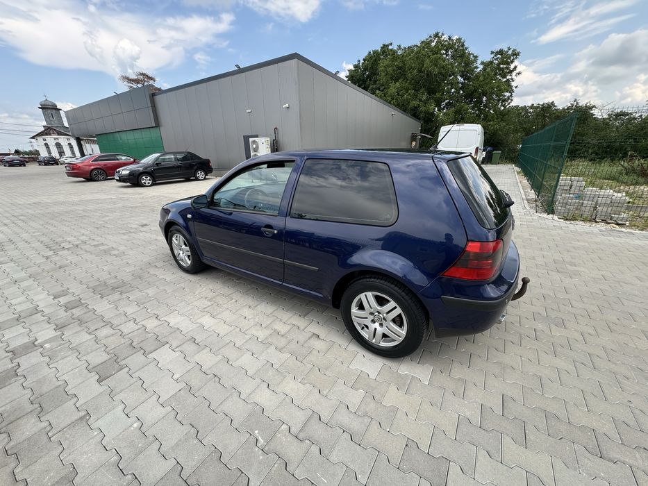 VOLKSWAGEN Golf 2003 — imagine 4