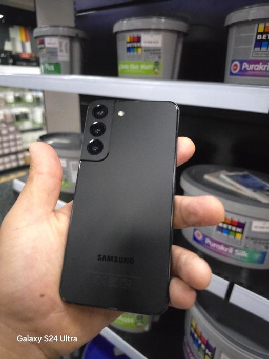 Samsung s22 256/8gb