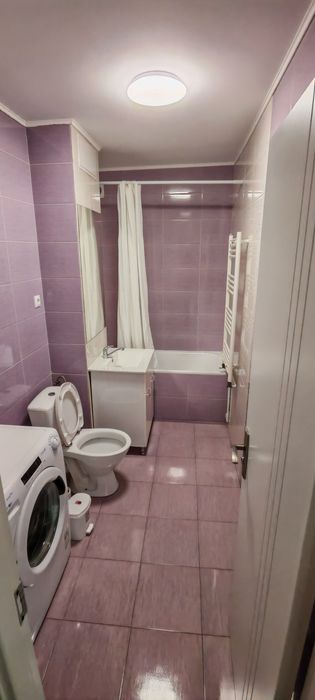 Proprietar. Ofer spre inchiriere apartament 2 camere zona Liceul de In