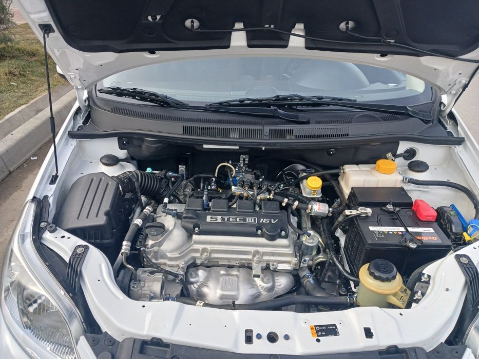 Nexia 3. 2020- yil kraska 100% toza