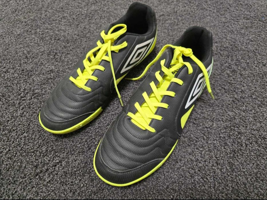 мъжки футболни обувки ном.45