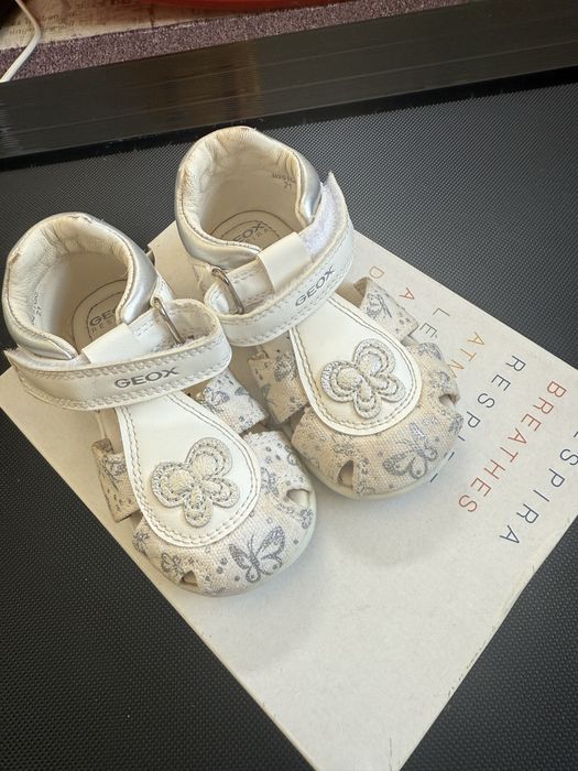 Детски обувки, сандалки и ботуши