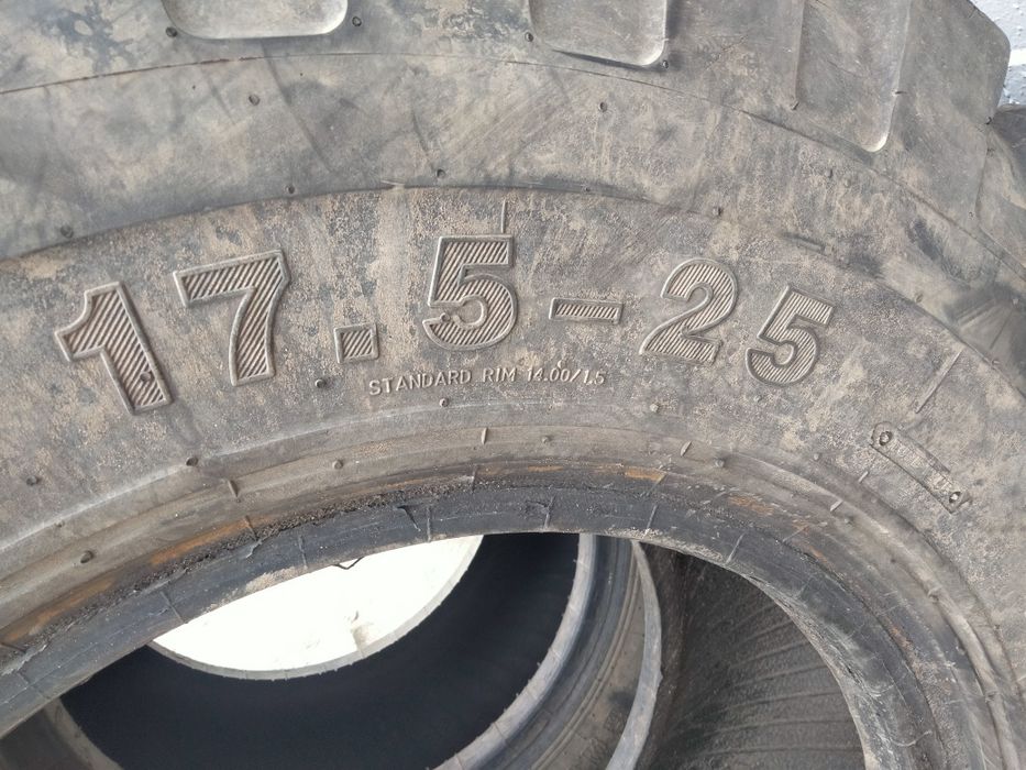 Шины на погрузщик 17.5 - 25.