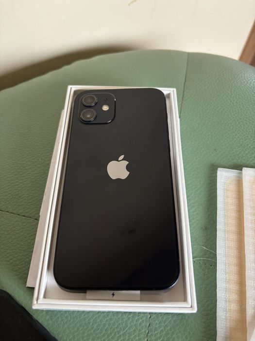iPhone 12 64 Gb черен