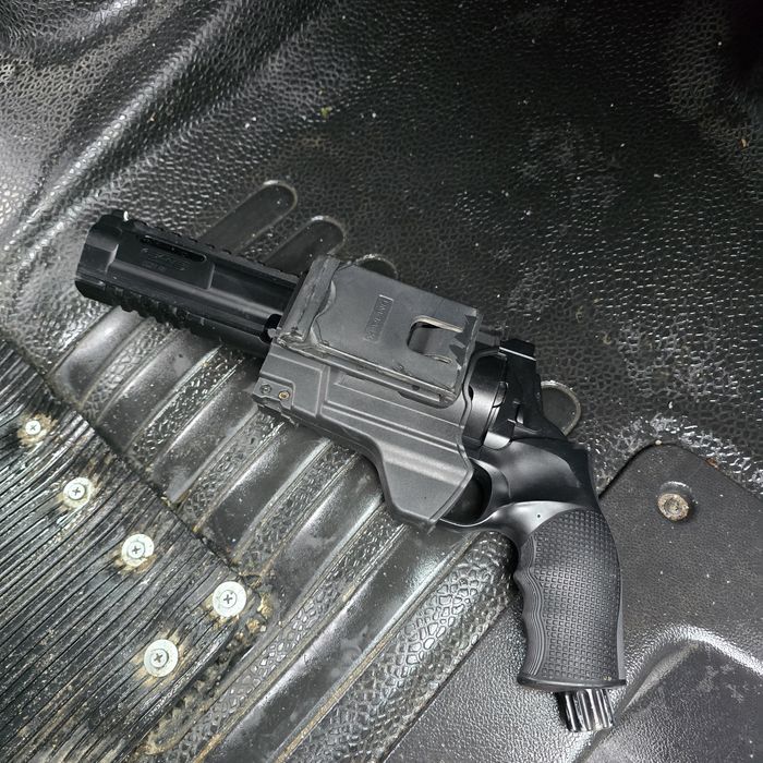 Еърсофт револвер гумени топчета